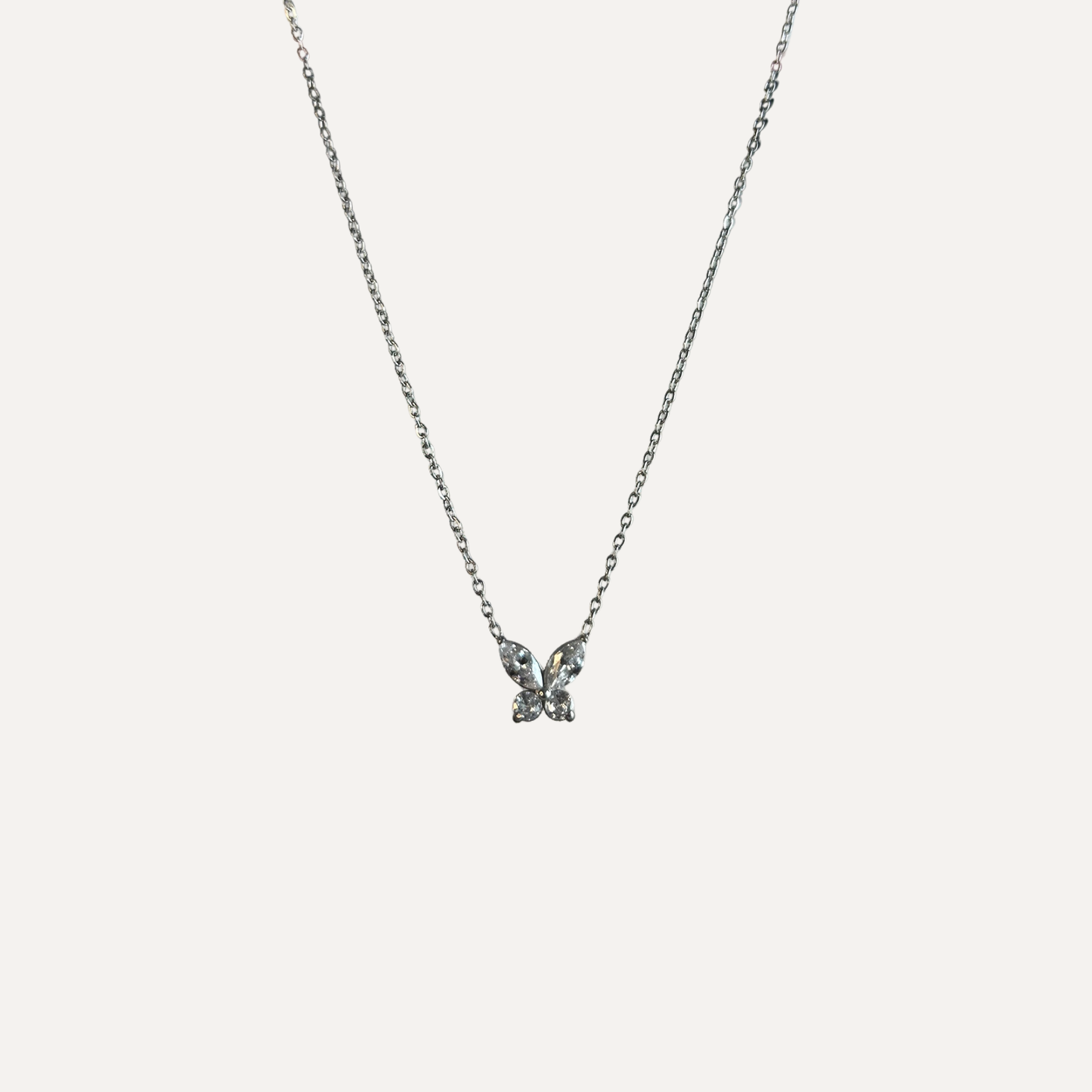 Collier - Laura