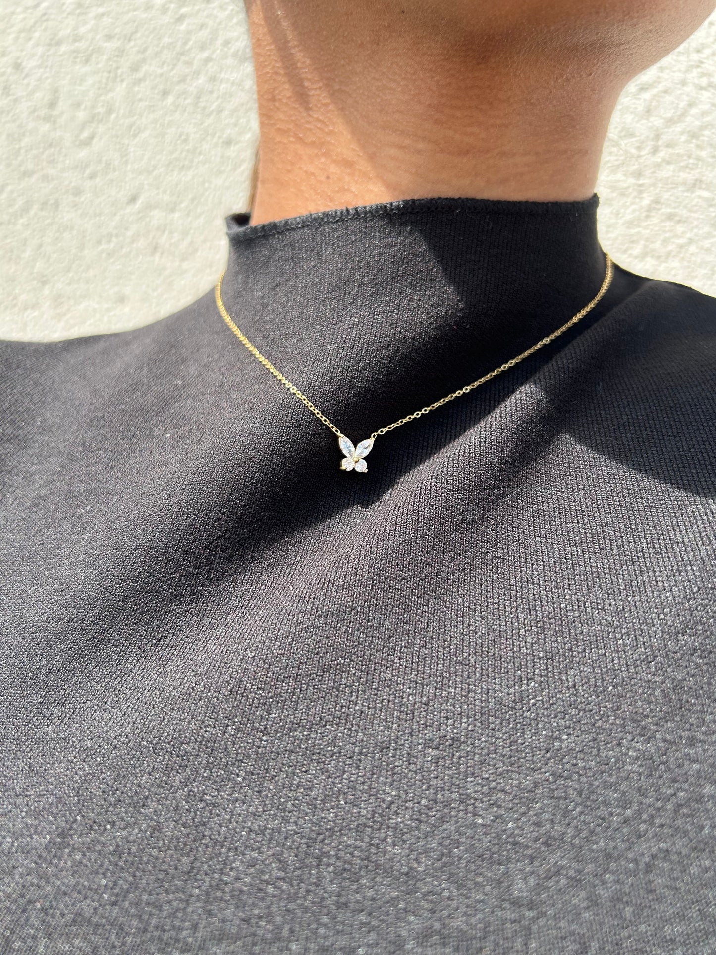 Collier - Laura